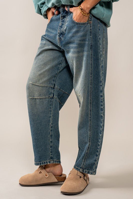 Distressed Essence Barrel Jeans