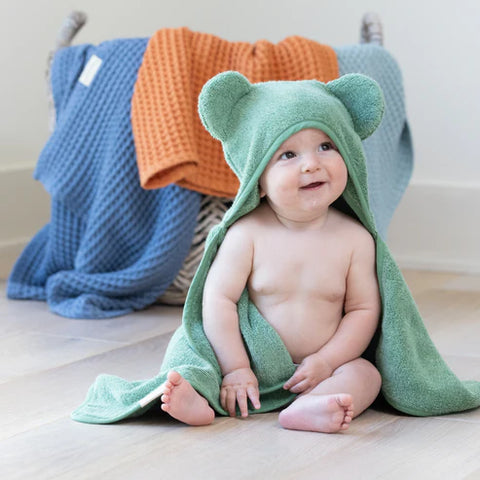 Hooded Towel + Wash Mitt